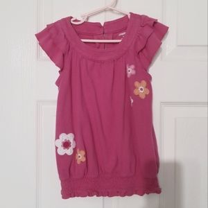 Girl's pink top